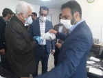 بازدید رئیس دانشگاه لرستان از کارگاه تولید ماسک در دانشکده فنی و حرفه ای دختران خرم آباد 4