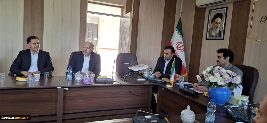 دیدار صمیمانه سرپرست دانشگاه ملی مهارت استان لرستان با اعضای هیأت علمی به مناسبت هفته معلم 5