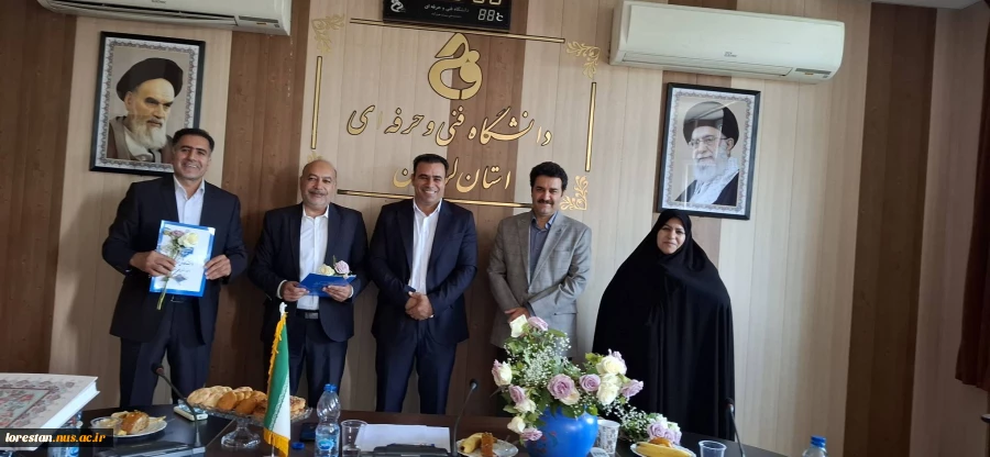 دیدار صمیمانه سرپرست دانشگاه ملی مهارت استان لرستان با اعضای هیأت علمی به مناسبت هفته معلم 23