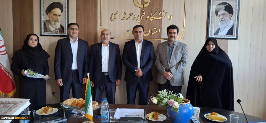 دیدار صمیمانه سرپرست دانشگاه ملی مهارت استان لرستان با اعضای هیأت علمی به مناسبت هفته معلم 46