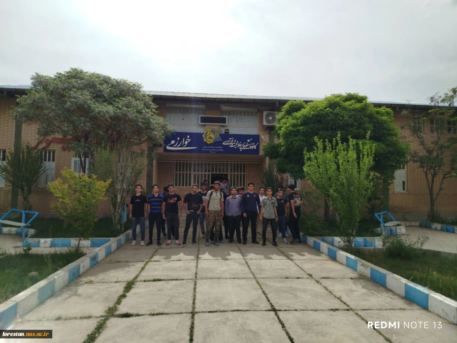 بازدید دانش‌آموزان هنرستان های شهرستان خرم آباد  به مناسبت هفته مشاغل از دانشکده ملی مهارت پسران خرم آباد 5